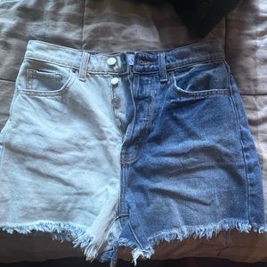 Sooo cute never worn but they are too small around waist no tags though